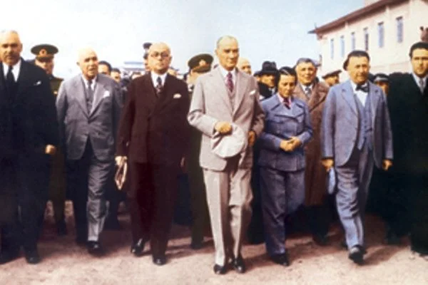 ataturk-resimleri-16.webp