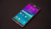 samsung-galaxy-note-4_front-top.webp