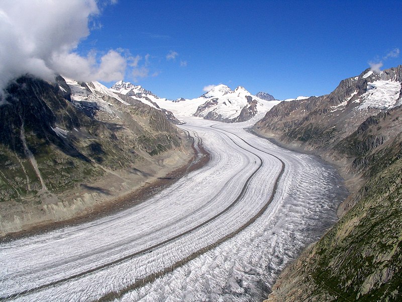 800px-Grosser_Aletschgletscher_3196.JPG