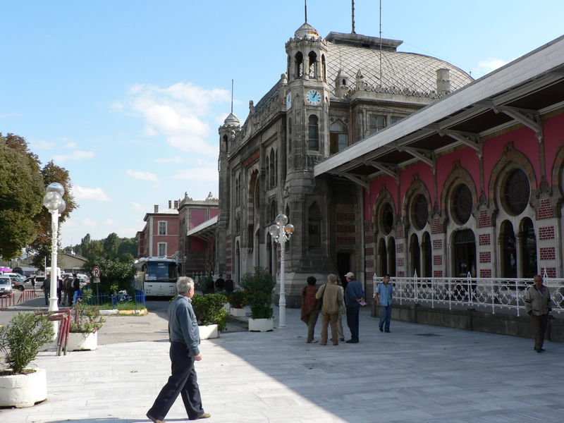 800px-Sirkeci-station_Orient_Express.JPG