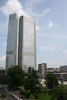220px-Euro_Tower_Frankfurt_am_Main.jpg