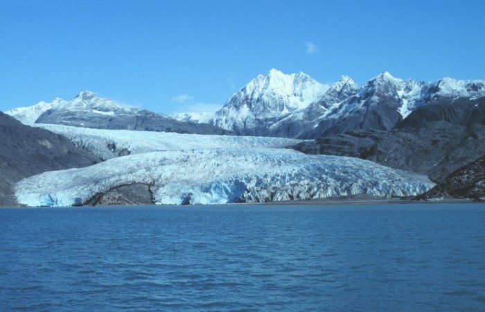 NOAA_Riggs_Glacier_1992.jpg