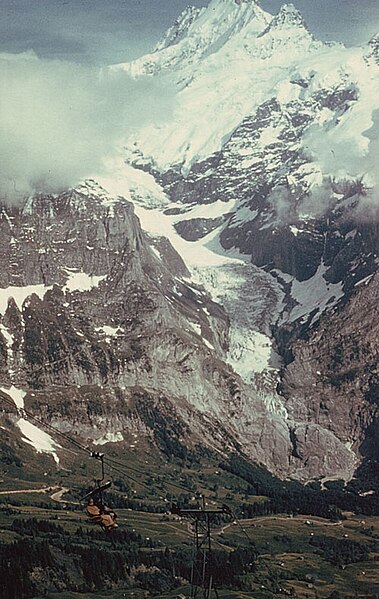 379px-Glacier.swiss.500pix.jpg