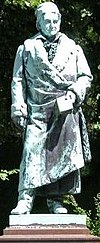 100px-Gauss_Statue.jpg